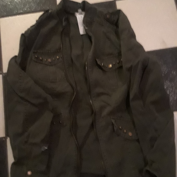 Jacket - Picture 2 of 3